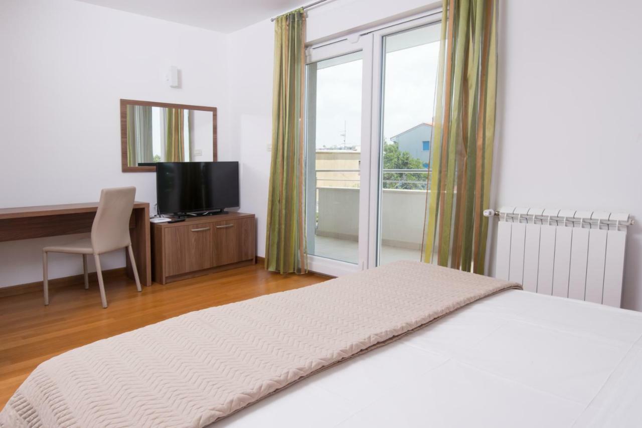 Apartament Deluxe With Private Pool - 100m From The Sea *